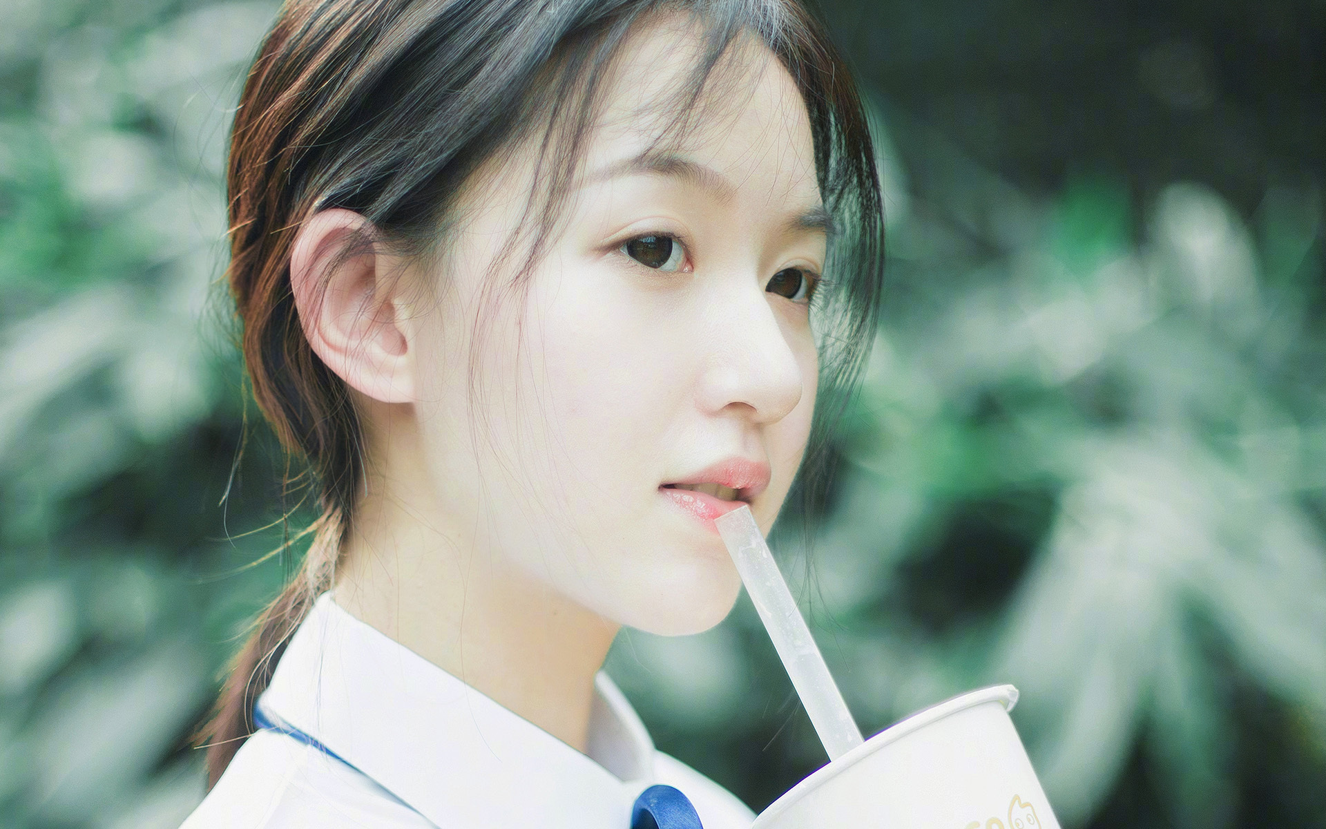 火力全开!亚特兰大撕裂曼联防线,全能战神布雷默改写胜负天平