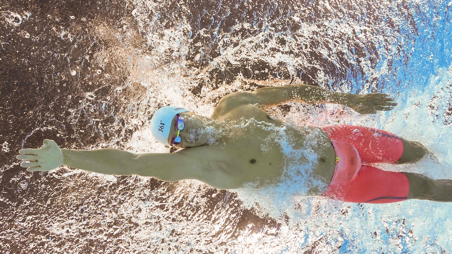 楚阿梅尼,黄色潜水艇的战术心脏,驱动比利亚雷亚尔击沉蓝鹰